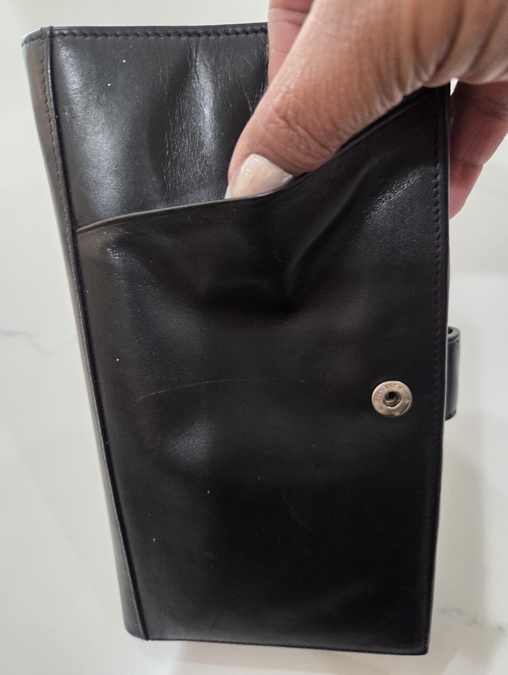 Leather Travel Wallet with RFID Protection - Black 100% Leather. - Picture 3 of 15